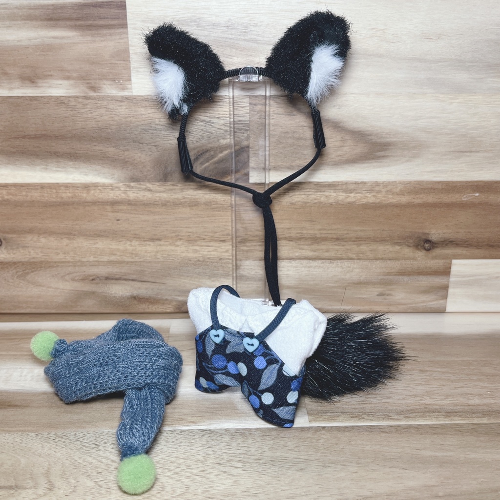 【12.15出品※要商品説明確認】赤ずきん・黒ずきんくんと狼くんたち