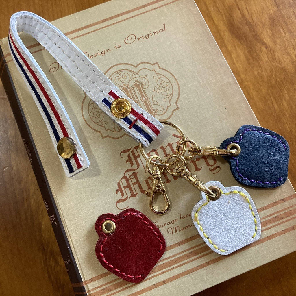 本革 キーカバー付きキーホルダー