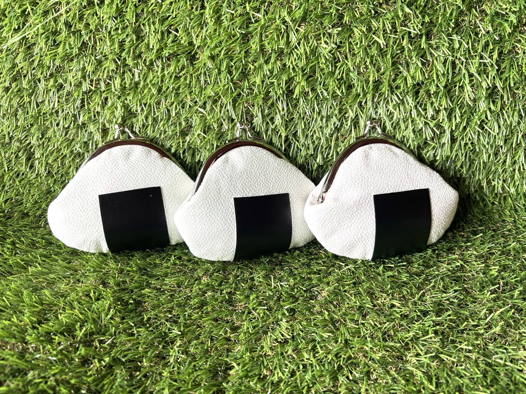 こにぎりがま口ポーチ