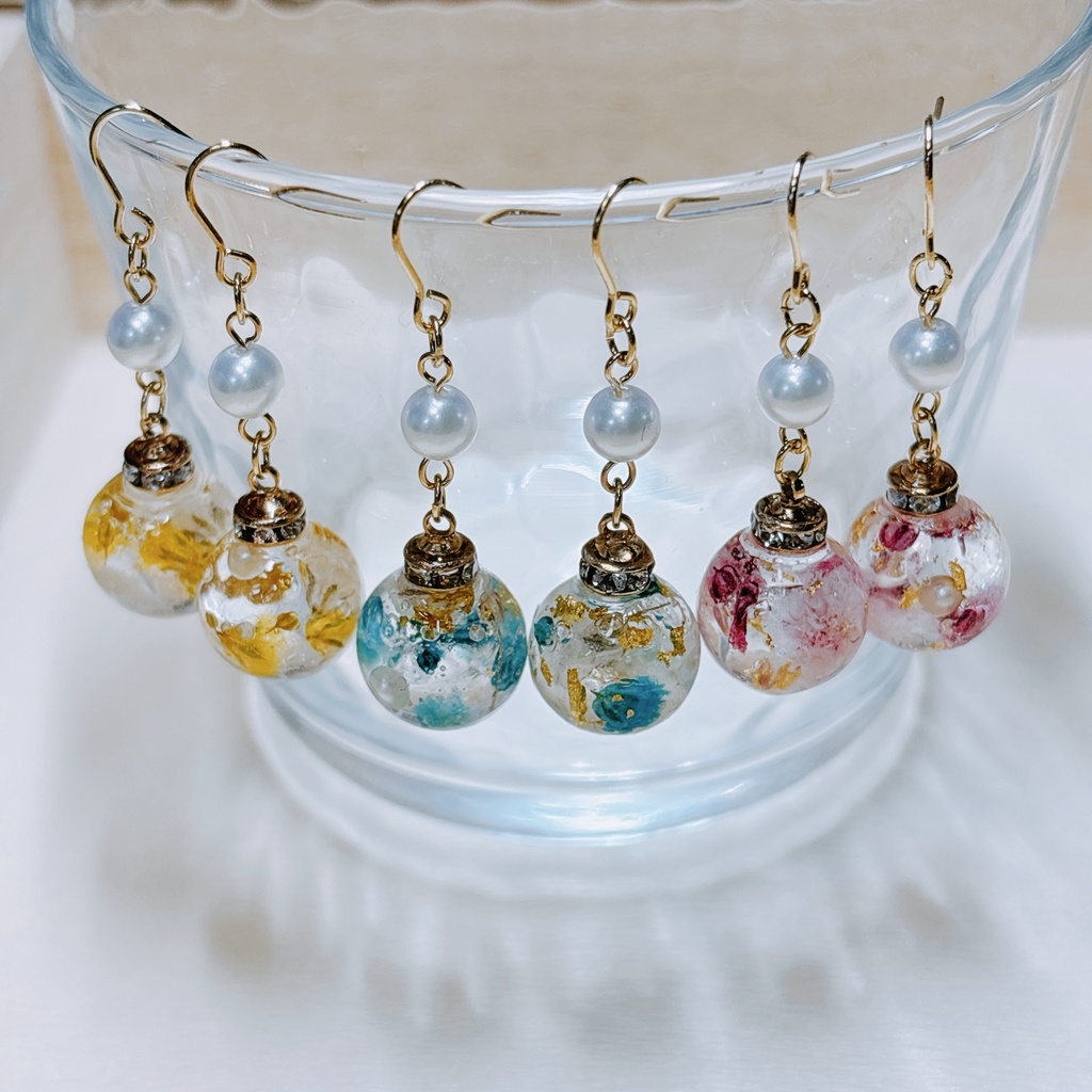 家康からの贈り物 花柄の七宝焼き耳飾り