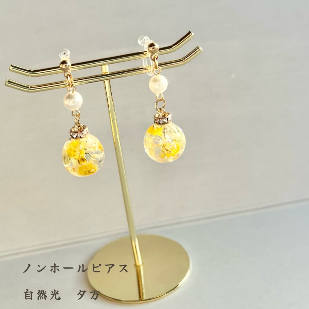 家康からの贈り物 花柄の七宝焼き耳飾り