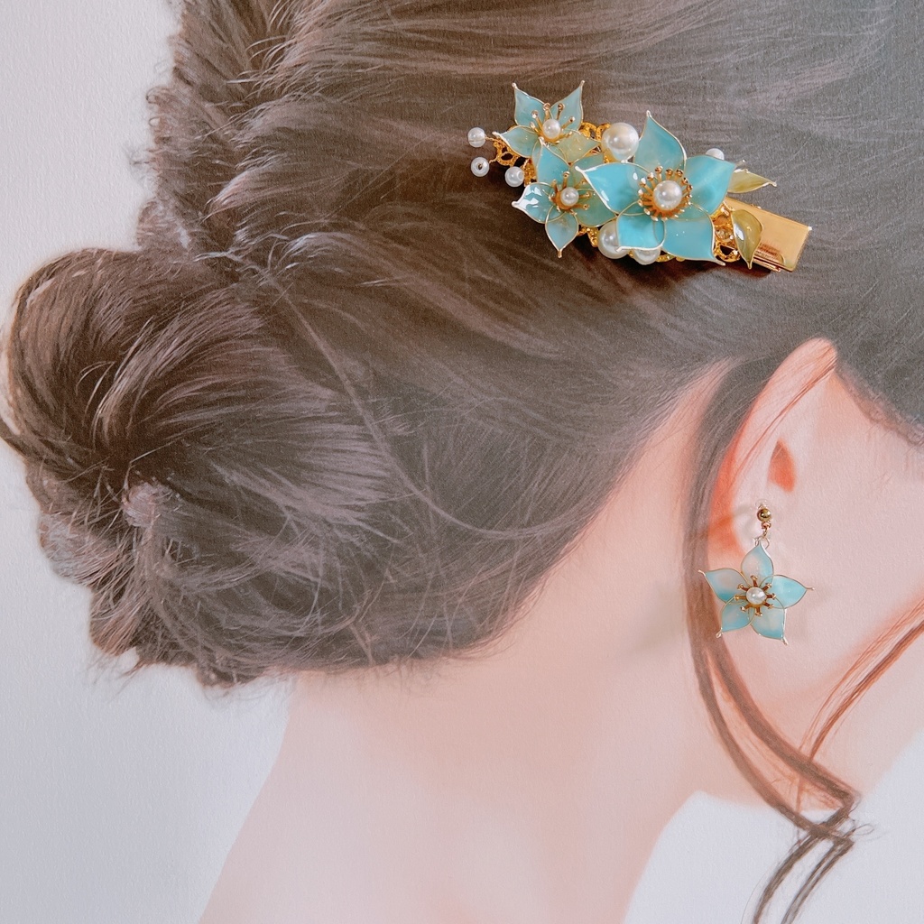 光秀さんが贈ってくれた桔梗の耳飾り