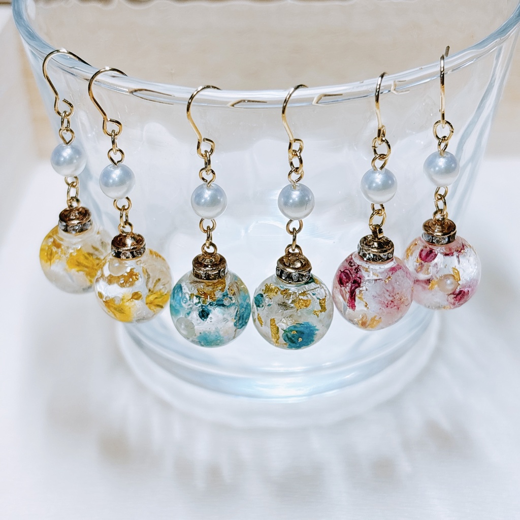 家康からの贈り物 花柄の七宝焼き耳飾り ⭐︎新色追加⭐︎