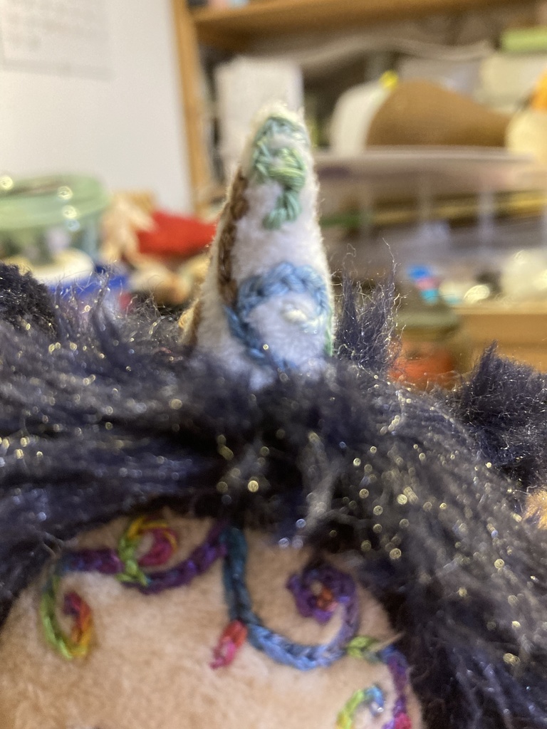 夜の空を駆け回るユニコーンちゃん