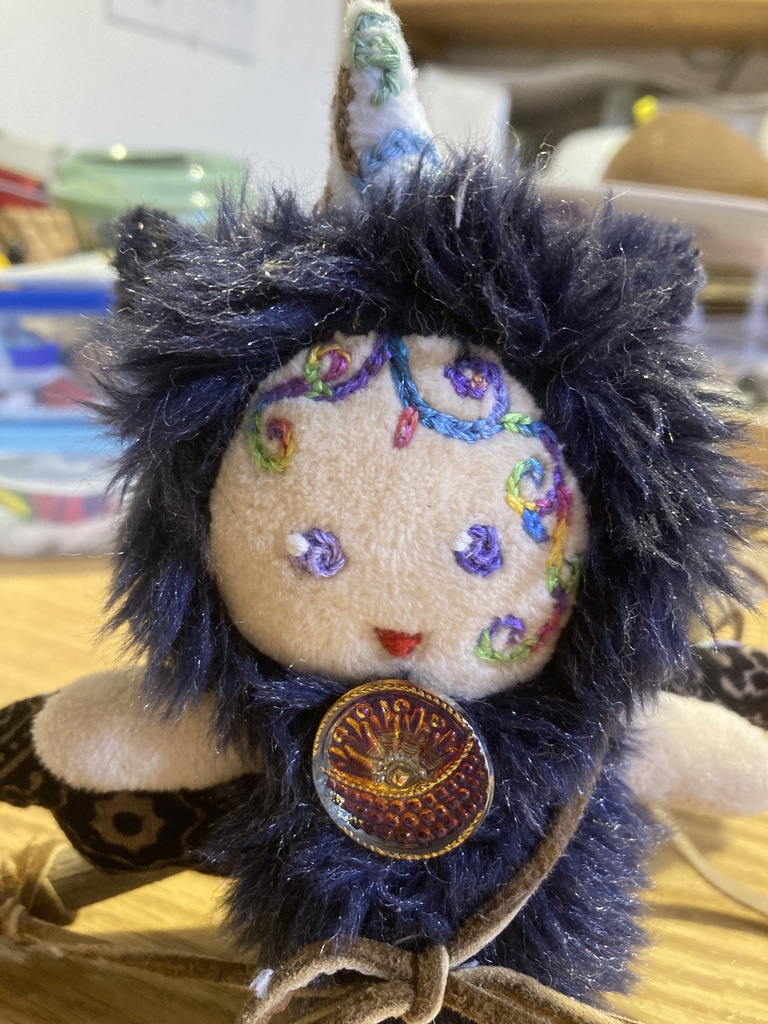 夜の空を駆け回るユニコーンちゃん