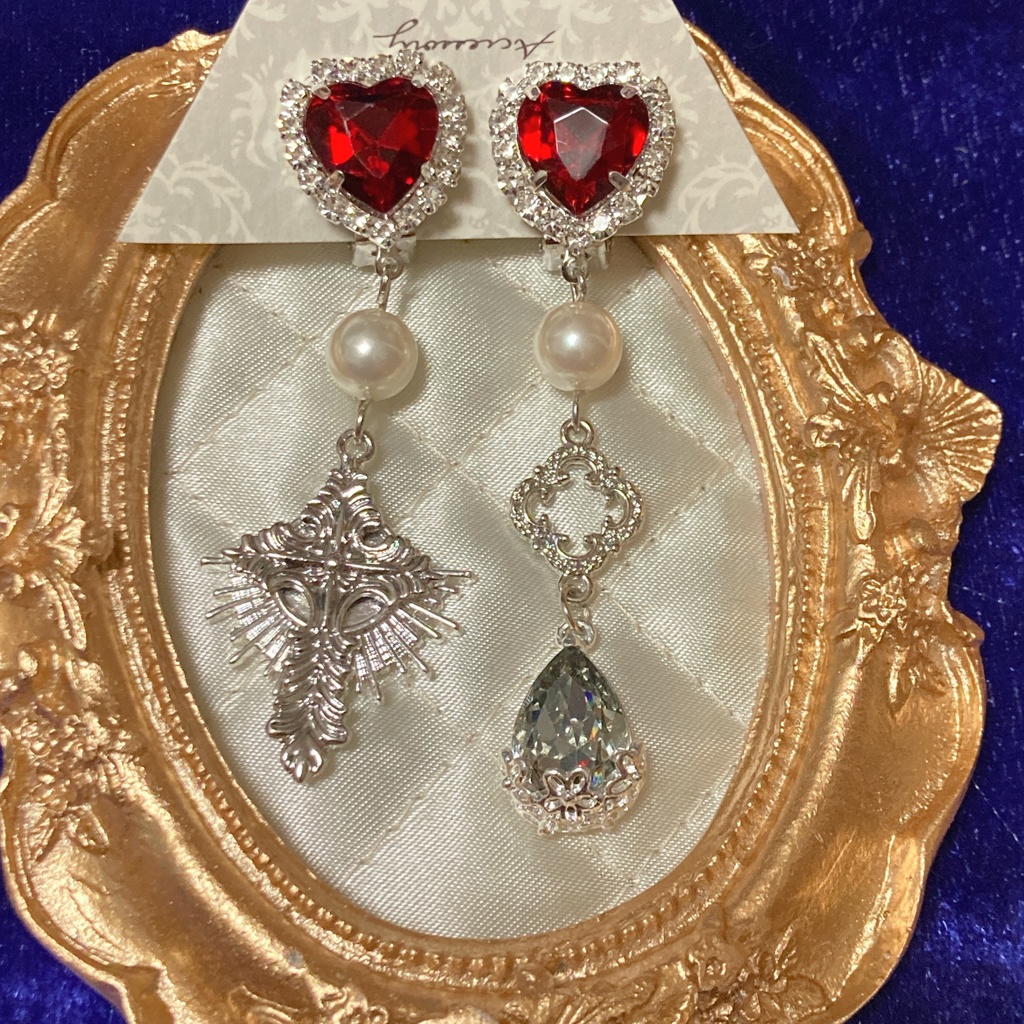 嘘ロナルド　イメージイヤリング