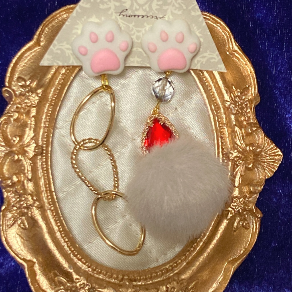 ロナルド　狼男イメージイヤリング