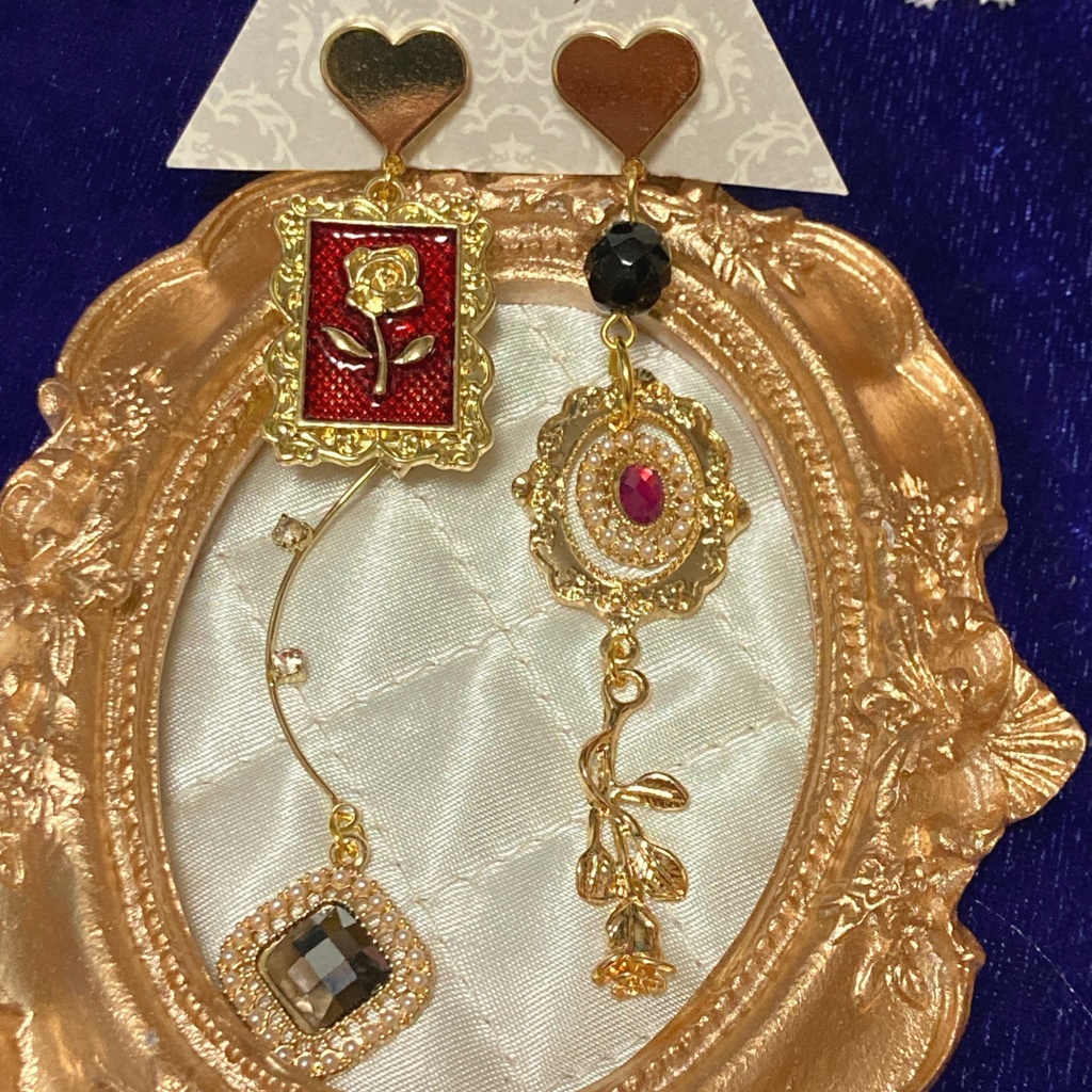 ドラルク　ハートの女王衣装イメージイヤリング