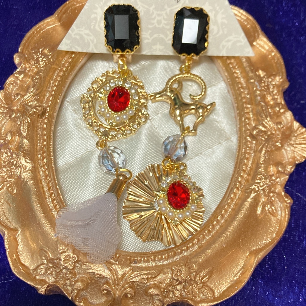 御真祖様　ハロウィン衣装イメージイヤリング