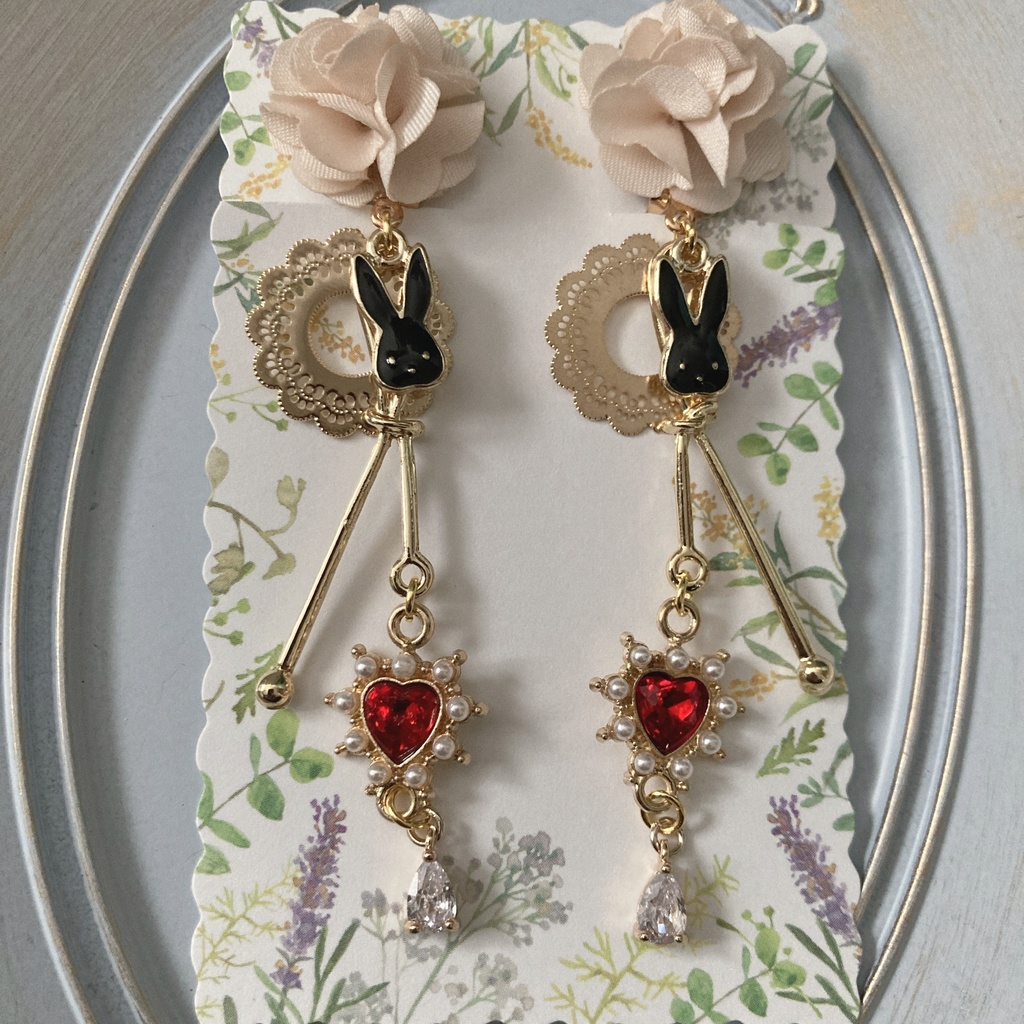 ロナルドバニーガール衣装　イメージイヤリング