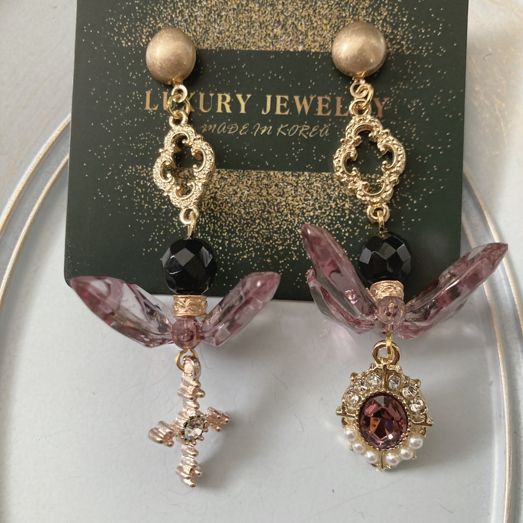 シーニャ　イメージピアス