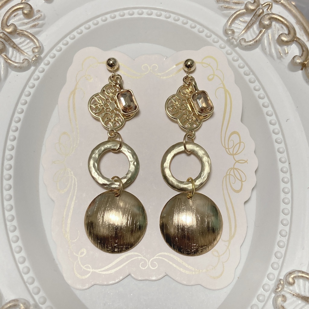 ジョンチャイナ衣装　イメージピアス