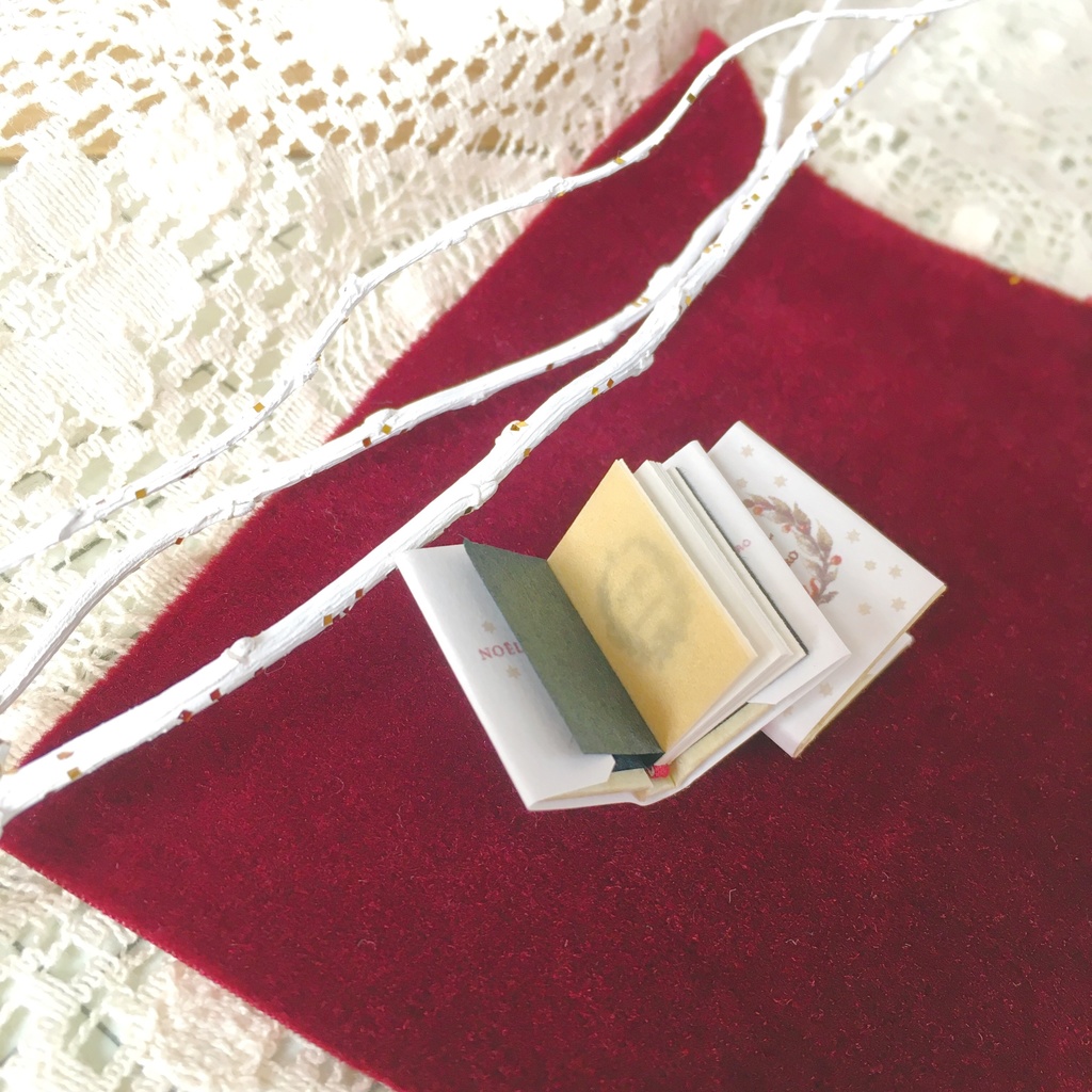 オビツ11サイズ 豆本 NOEL 2巻セット ケース付き