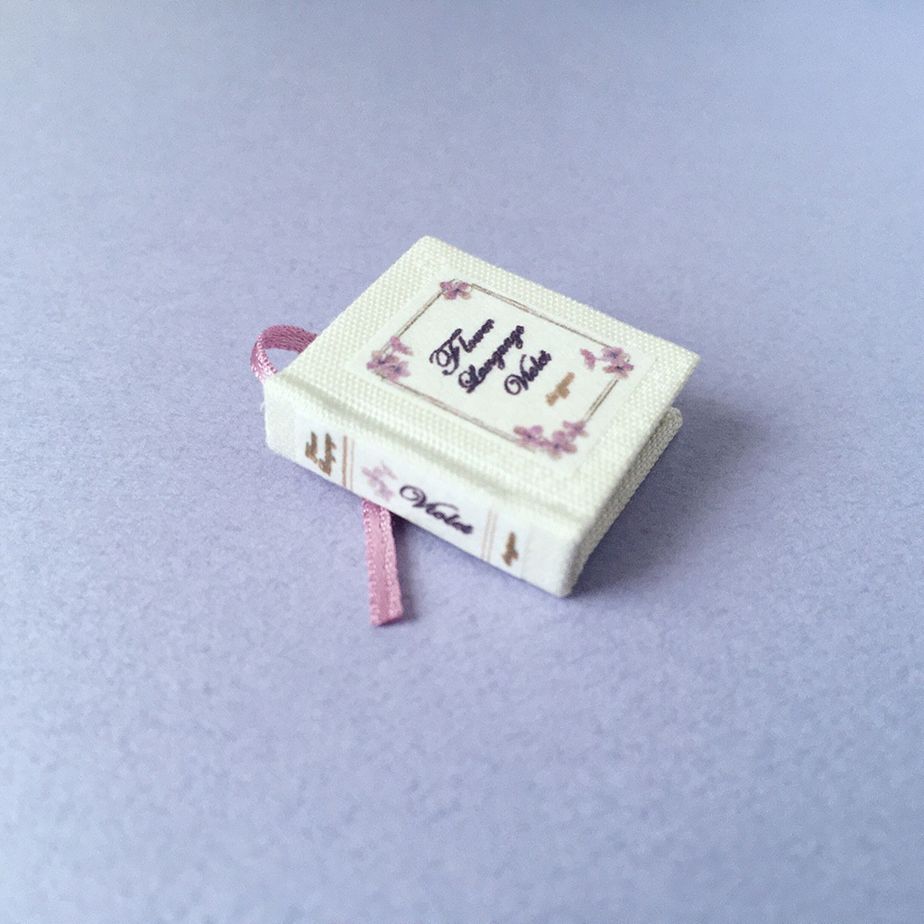 オビツ11サイズ 豆本 Flower language Vioret petit