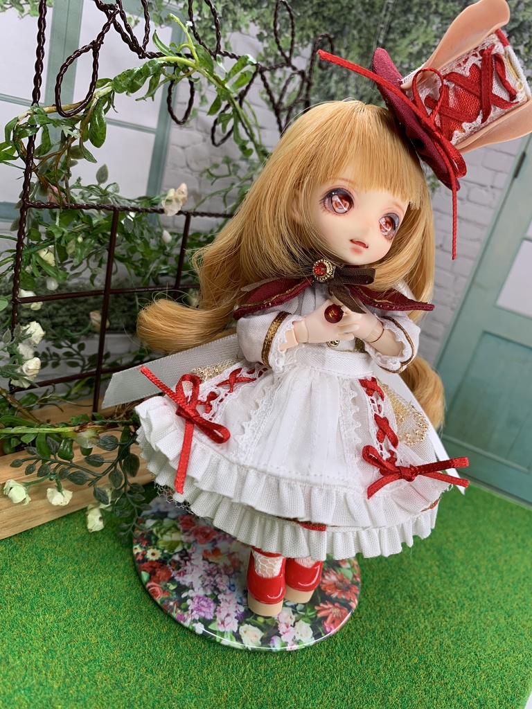 カスタムワンオフドール【編み上げうさ耳ミニハットちゃん】