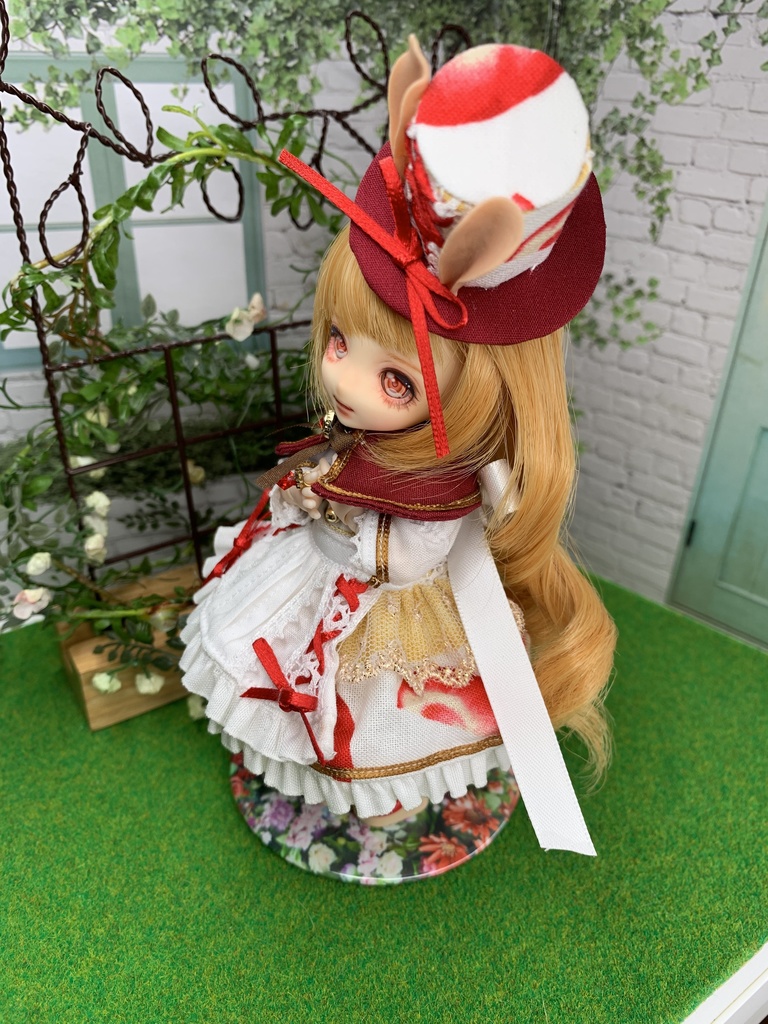 カスタムワンオフドール【編み上げうさ耳ミニハットちゃん】