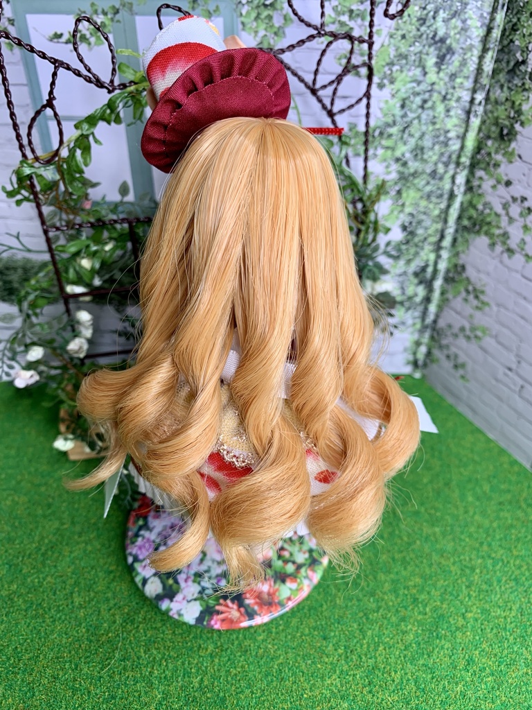 カスタムワンオフドール【編み上げうさ耳ミニハットちゃん】