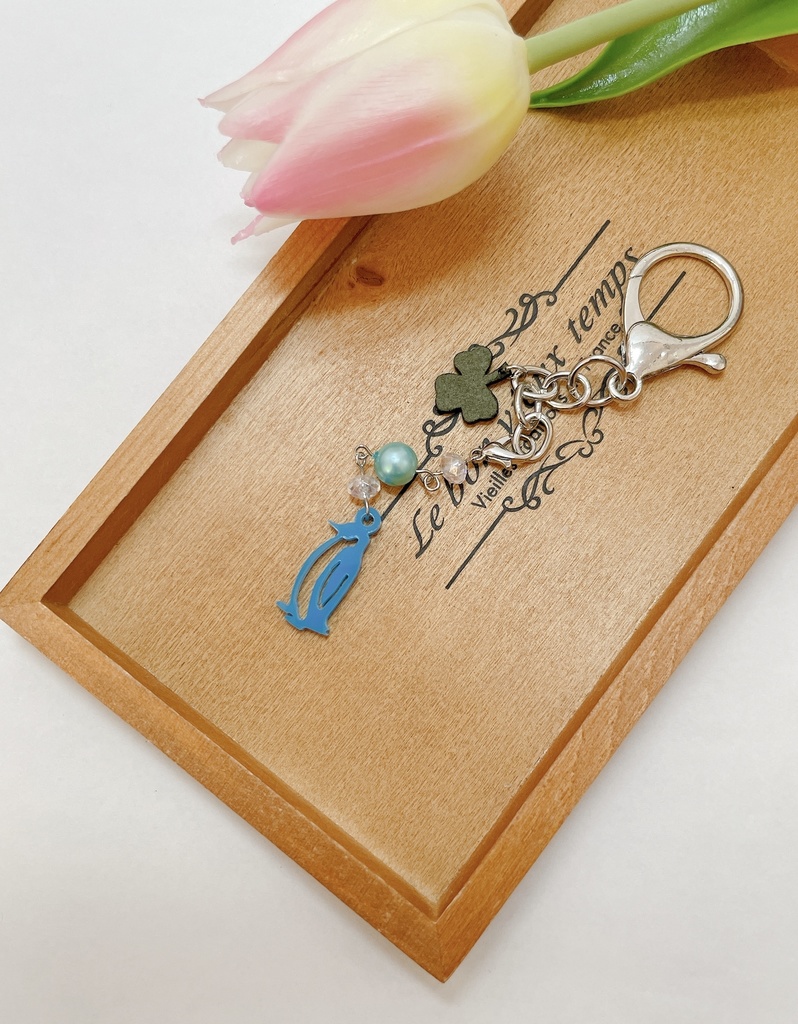 プロセカ MORE MORE JUMP ユニットイメージバックチャーム