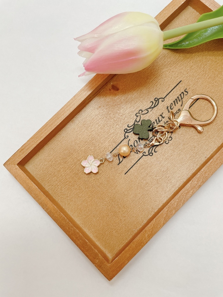 プロセカ MORE MORE JUMP ユニットイメージバックチャーム