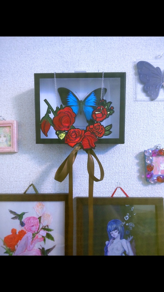 薔薇園の襟飾りB