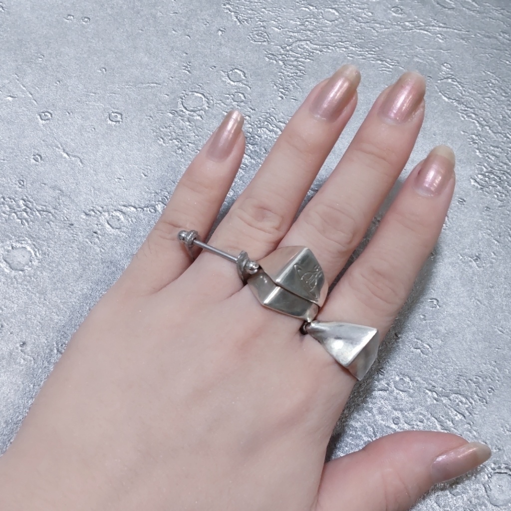 ストレートバーベルフィンガーリング