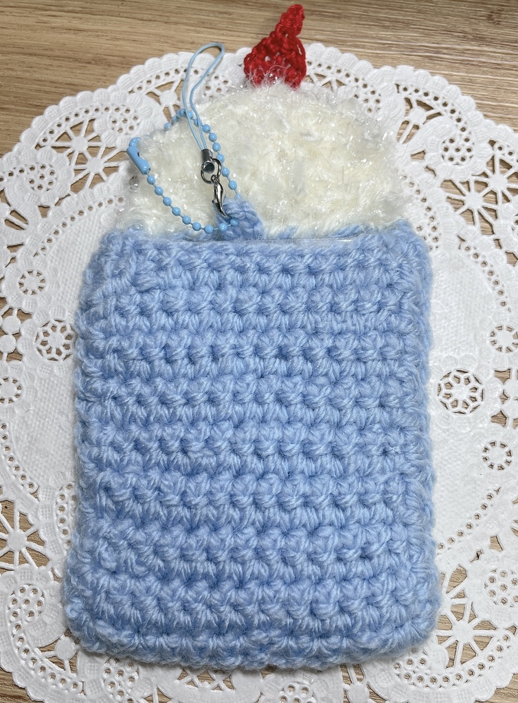 【編み物】トレカケース入れ〈クリームソーダ〉