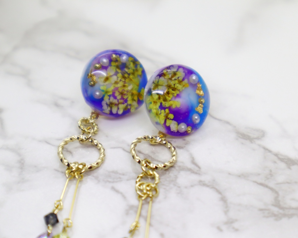 ピアス(戯毒堂師弦イメージ)