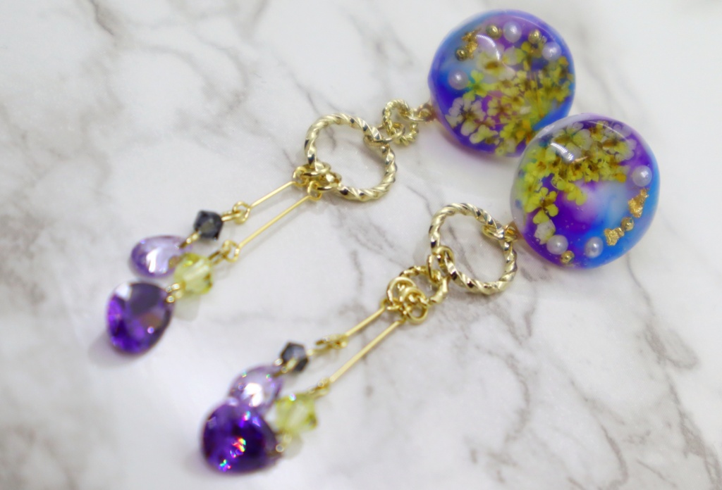 ピアス(戯毒堂師弦イメージ)