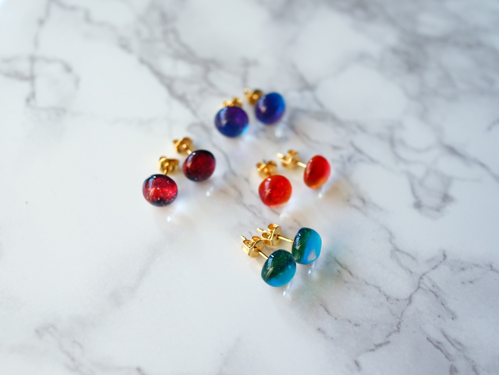 空色ドーム〇夏空ナイトブルー〇(ピアス・ノンホールピアス)