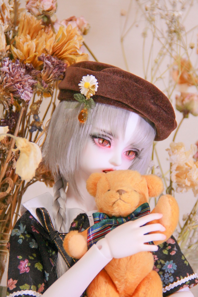 デイジーハニードロップブローチ