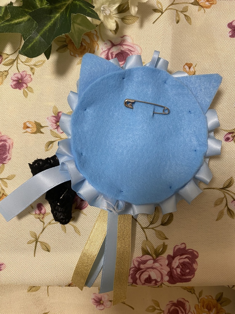 ネコミミロゼット 缶バッジ 水色