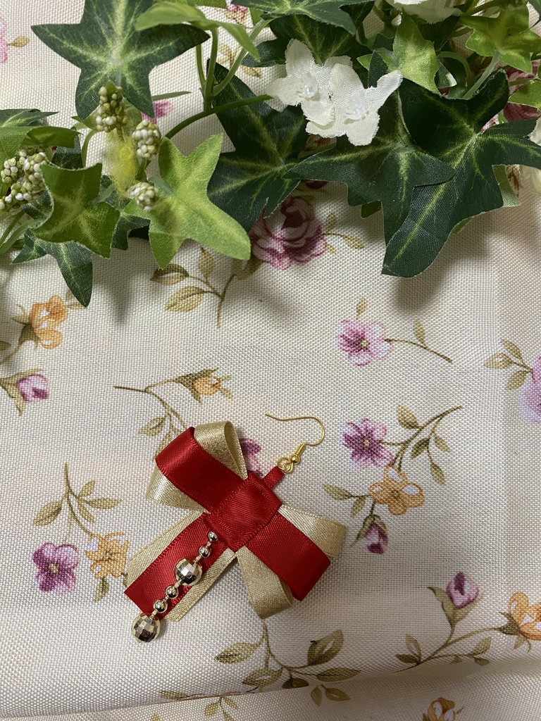 リボンティアーズ 赤 ストラップ イヤリング