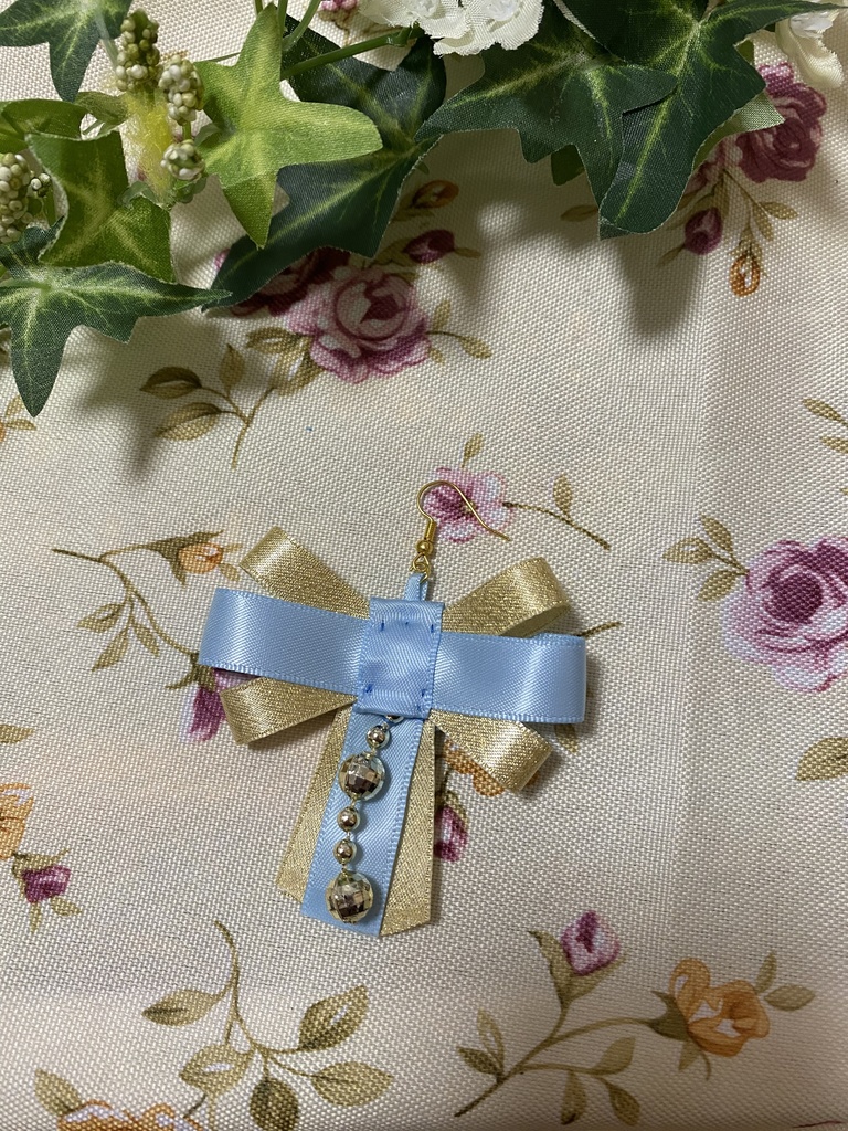 リボンティアーズ 水色 ストラップ イヤリング