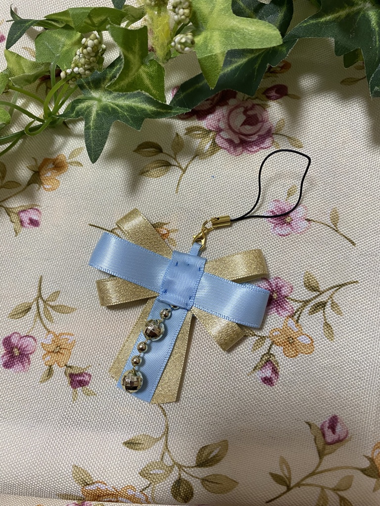 リボンティアーズ 水色 ストラップ イヤリング