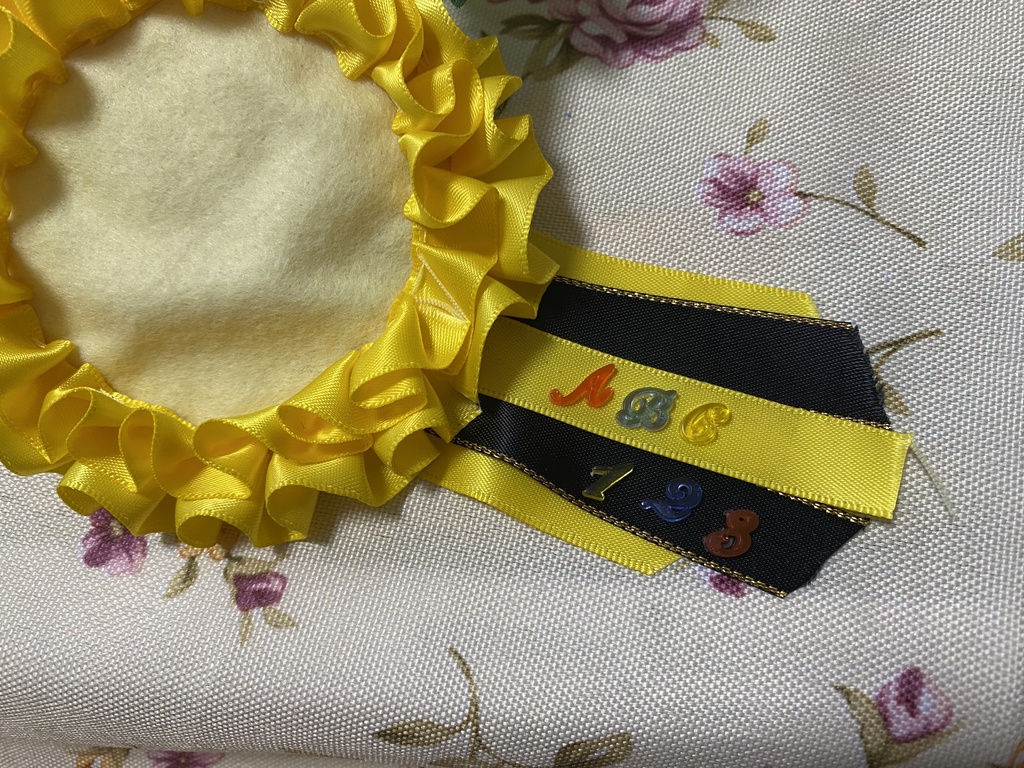 ロゼット 缶バッジ テール文字入れサービス