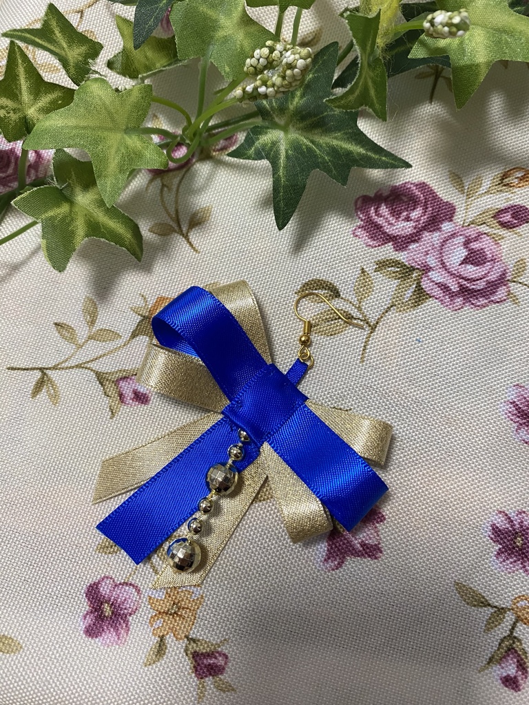 リボンティアーズ 青 ストラップ イヤリング