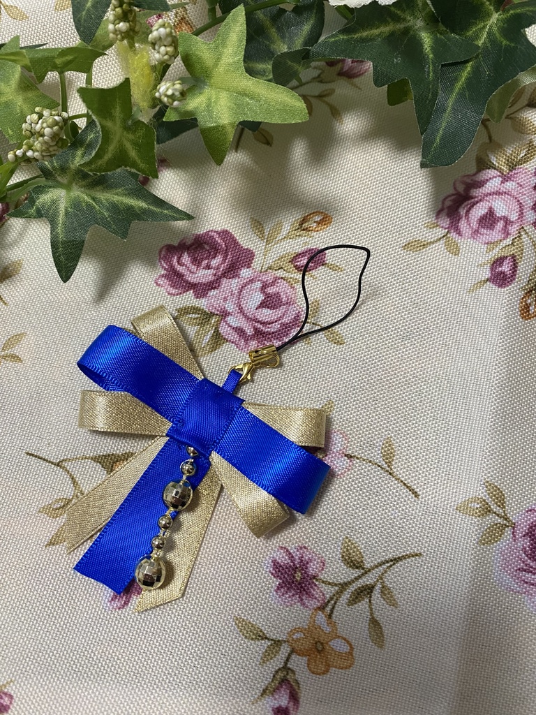 リボンティアーズ 青 ストラップ イヤリング