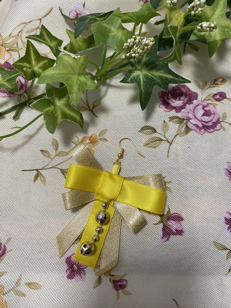 リボンティアーズ 黄色 ストラップ イヤリング