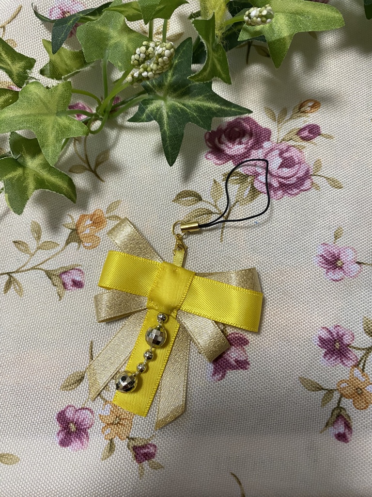 リボンティアーズ 黄色 ストラップ イヤリング