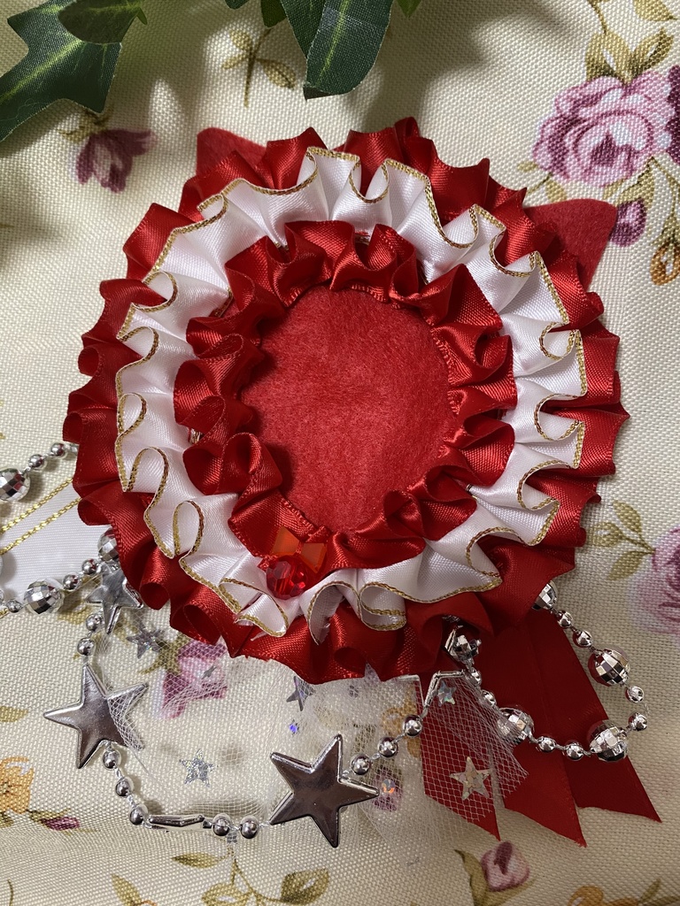 アーチ ネコミミロゼット 缶バッジ 赤