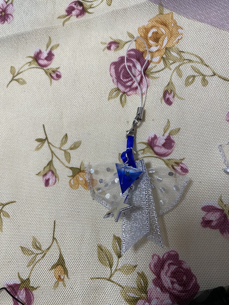 チュールトライアングルレジン 青