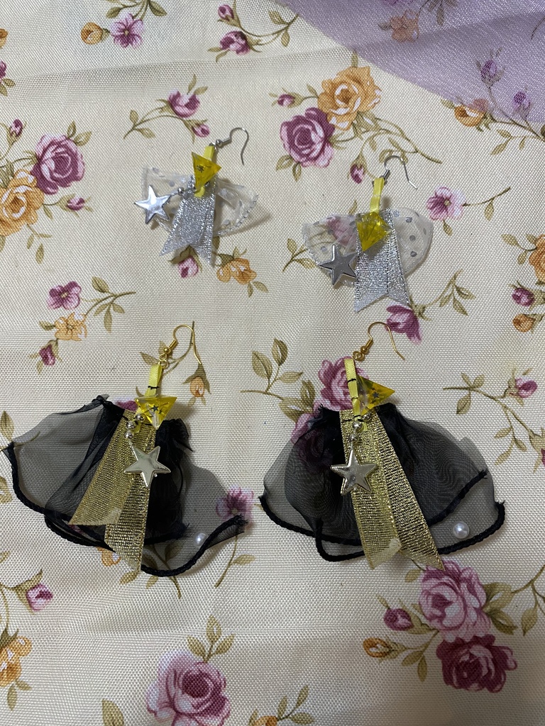 チュールトライアングルレジン 黄色