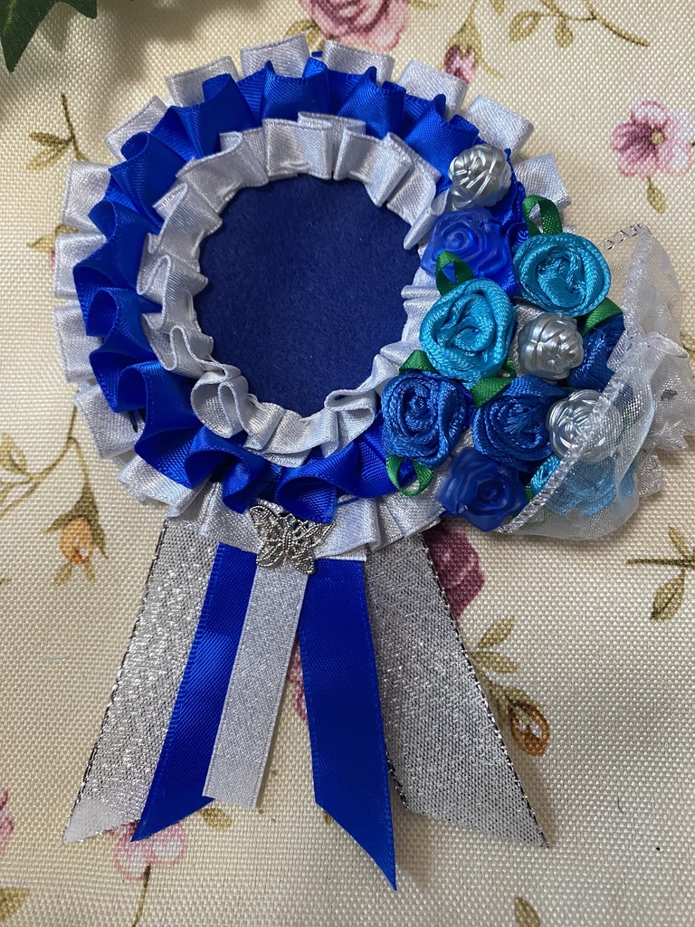 ローズブーケ ロゼット 缶バッジ 青