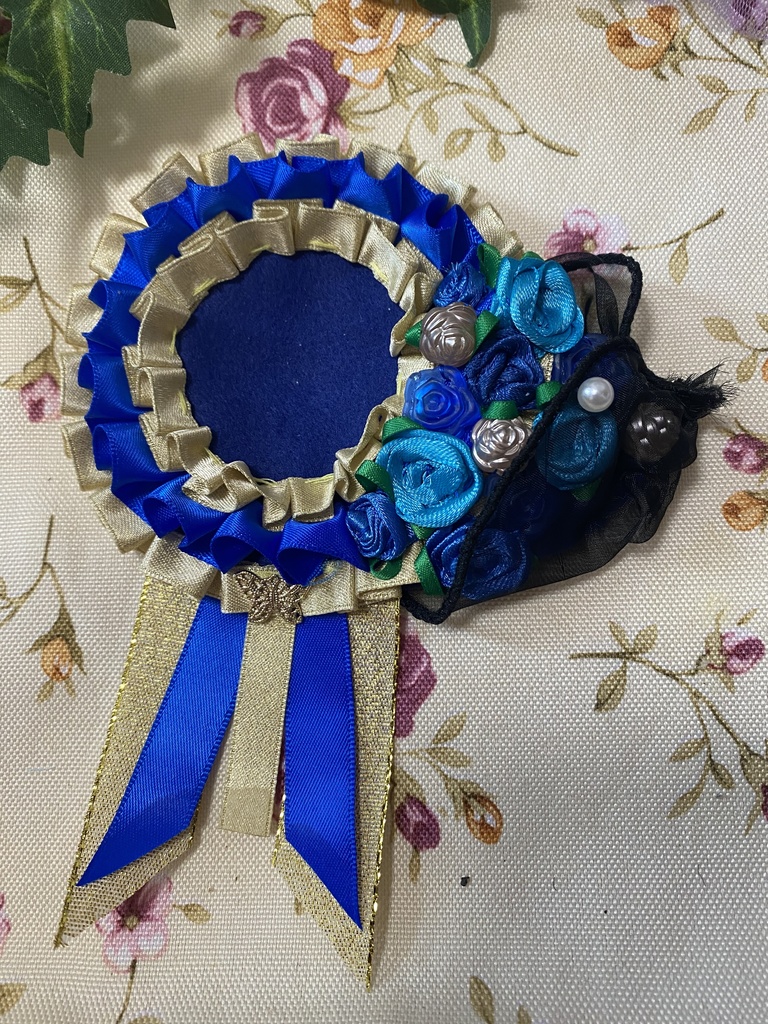 ローズブーケ ロゼット 缶バッジ 青