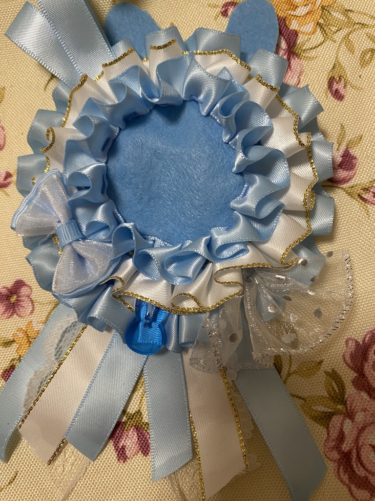 ウサミミロゼット 缶バッジ 水色