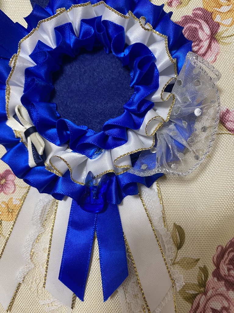 ウサミミロゼット 缶バッジ 青