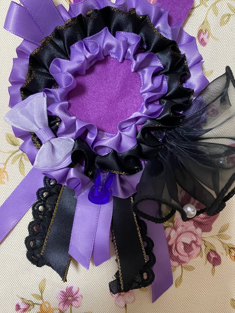 ウサミミロゼット 缶バッジ 紫