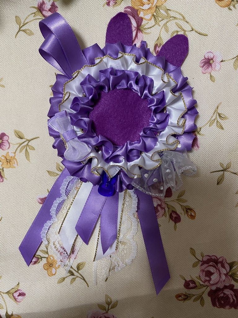 ウサミミロゼット 缶バッジ 紫