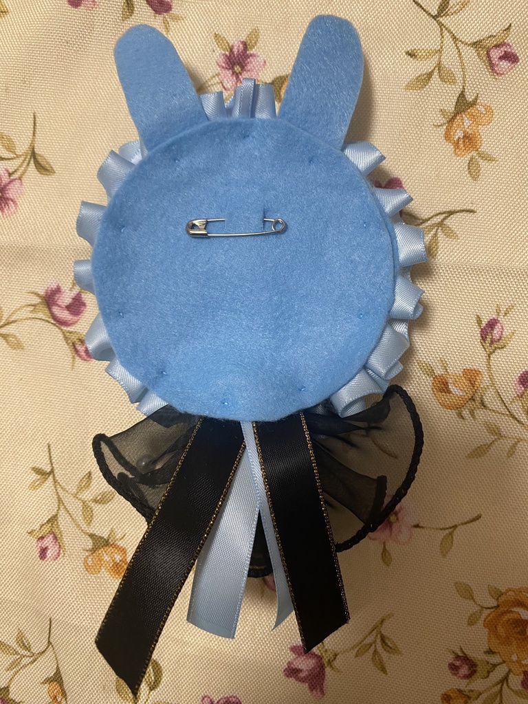 つながるウサミミロゼット 水色