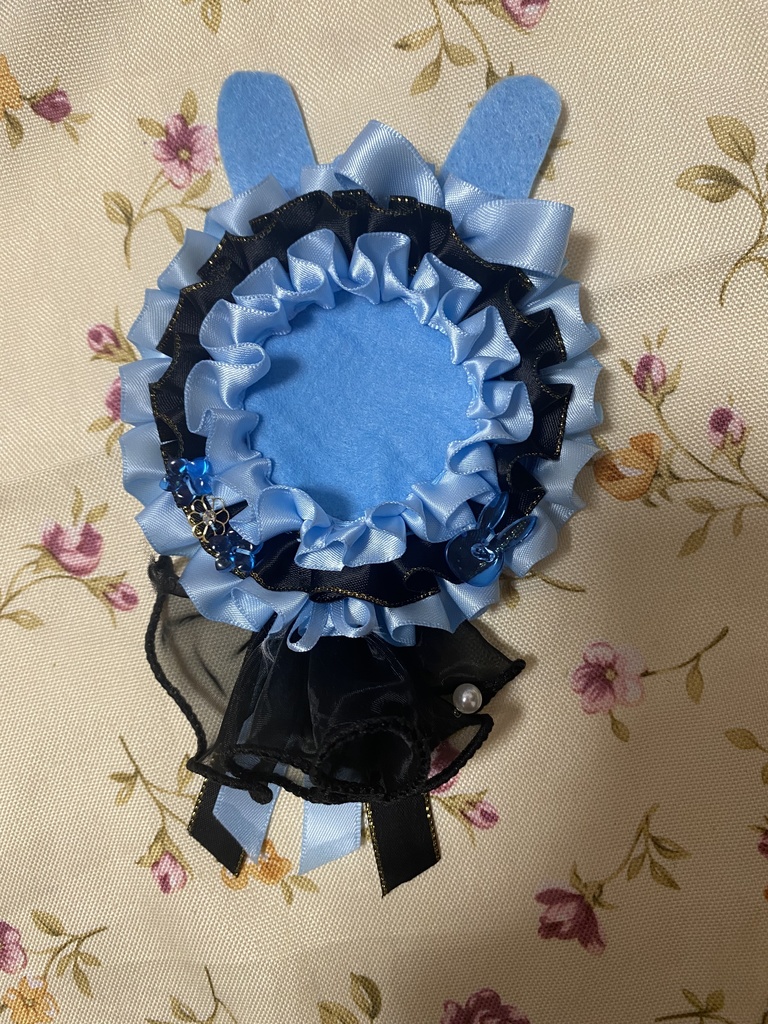 つながるウサミミロゼット 水色